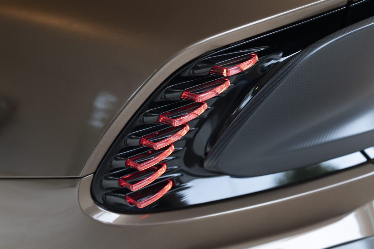 Aston Martin Vanquish achterlicht