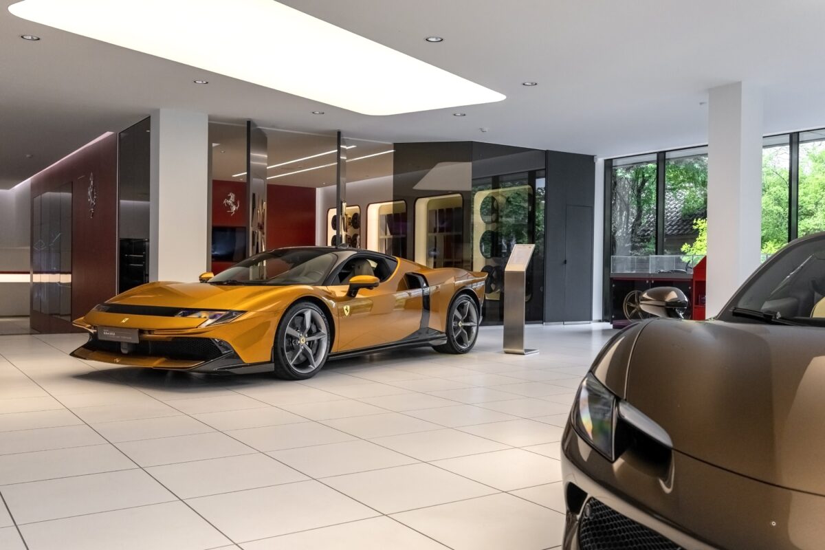 Ferrari 849 Testarossa in Giallo Ambra