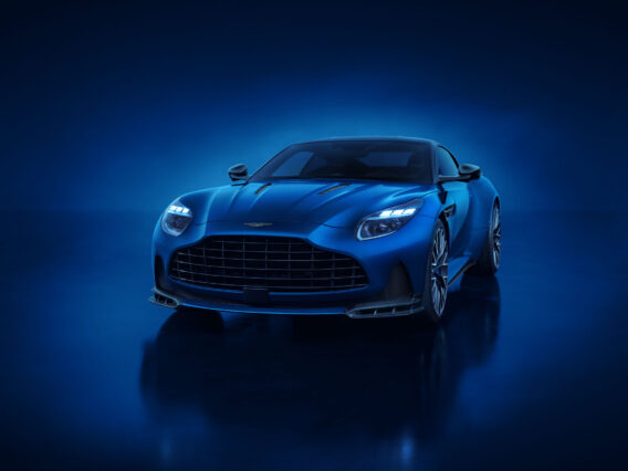 Aston Martin DB12