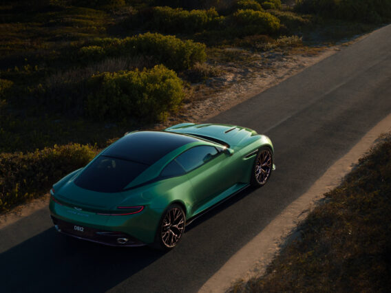 Aston Martin DB12