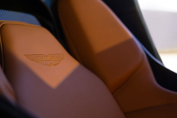 Aston Martin DB12