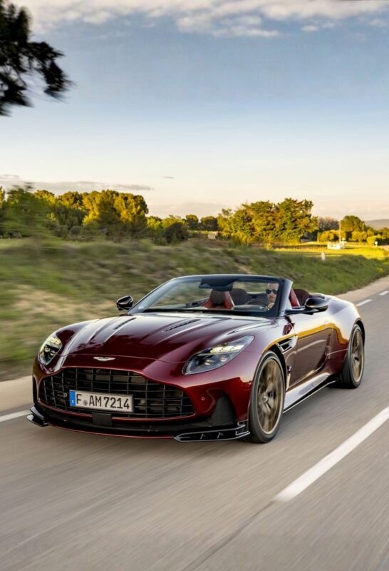 DB12 S Volante
