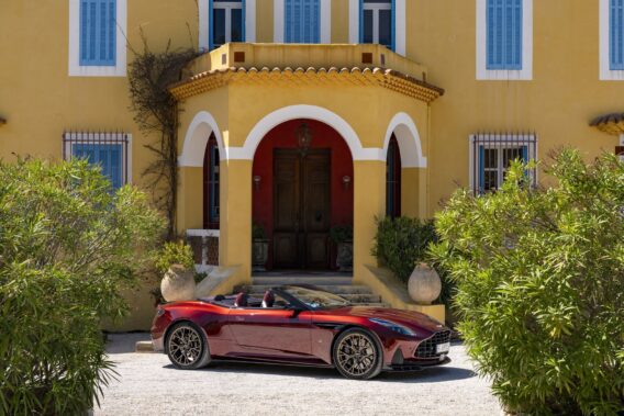 Aston Martin DB12 S Volante
