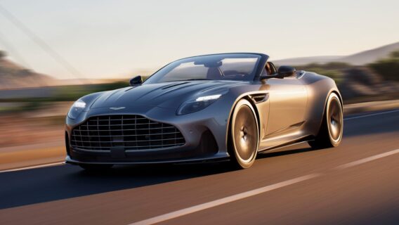 Aston Martin DB12 Volante