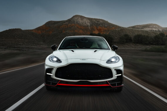Aston Martin DBX S
