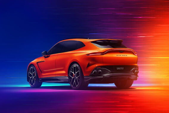 Aston Martin DBX707