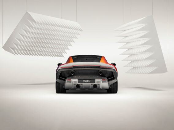 Aston Martin Valen