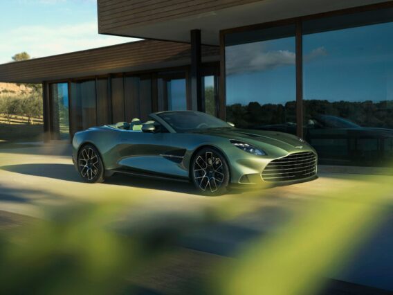 Aston Martin Vanquish Volante