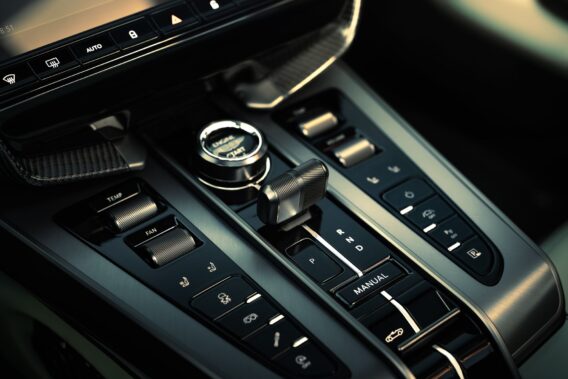 Aston Martin Vanquish Volante