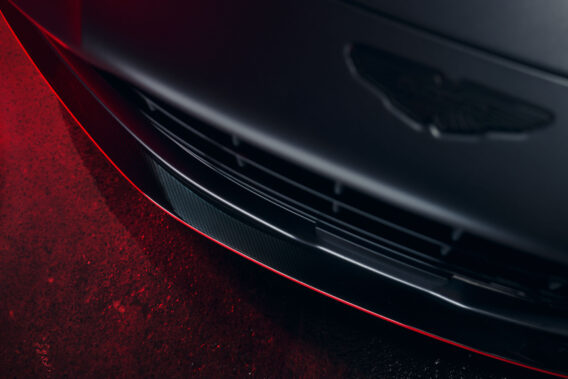 Aston Martin Vantage S