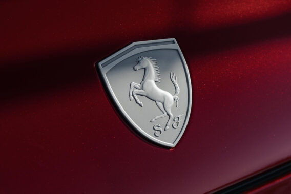 Ferrari 12Cilindri Manuale