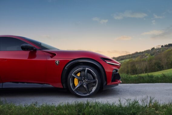 Ferrari Purosangue Handling Speciale