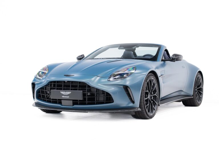 Aston Martin V8 Vantage Roadster 26MY 4.0