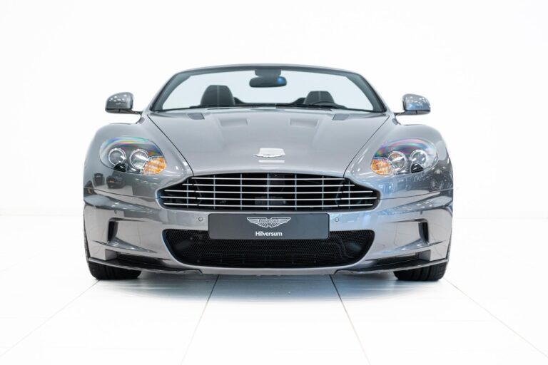 Aston Martin DBS Volante