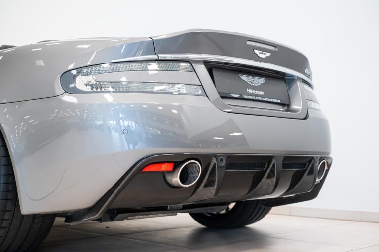 Aston Martin DBS Volante