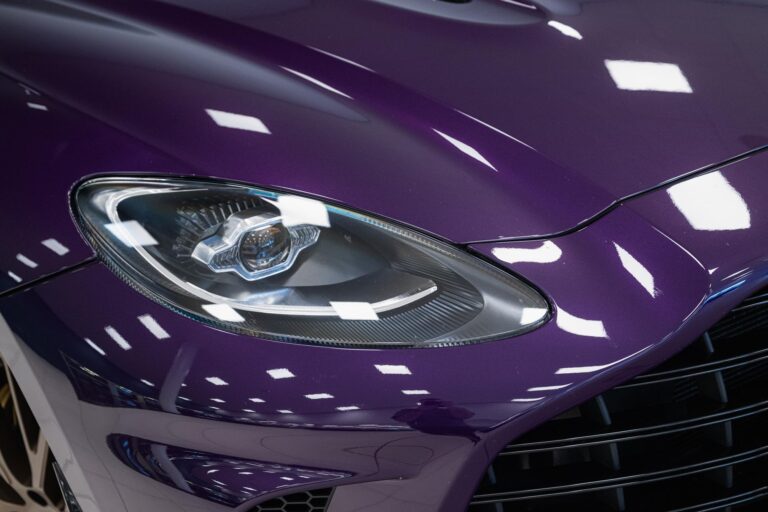 Aston Martin DBX 707