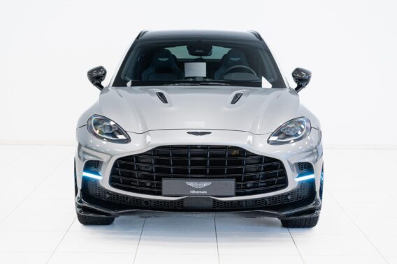 Aston Martin DBX 707