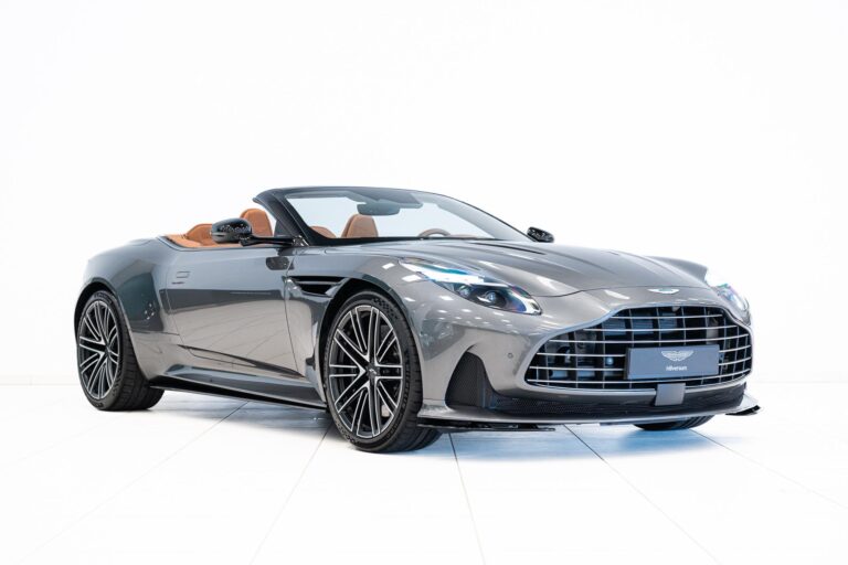 Aston Martin DB12 Volante