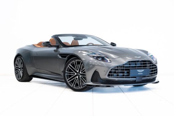 Aston Martin DB12 Volante