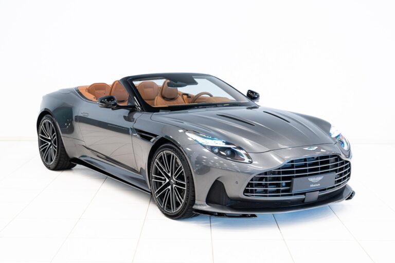 Aston Martin DB12 Volante