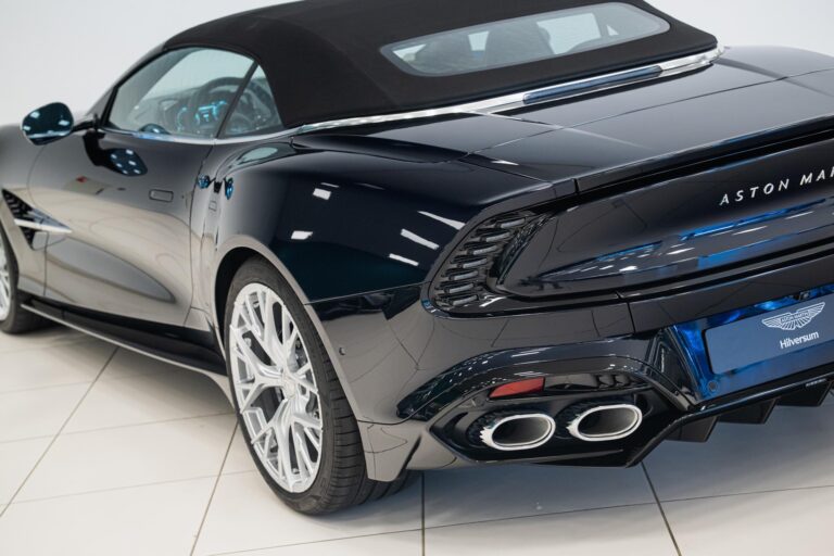 Aston Martin Vanquish Volante