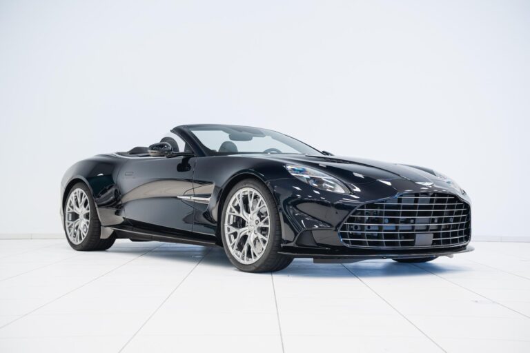 Aston Martin Vanquish Volante
