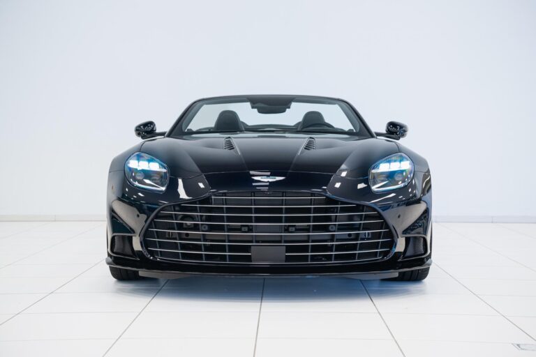 Aston Martin Vanquish Volante
