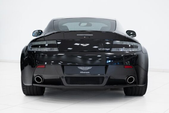 Aston Martin V12 Vantage
