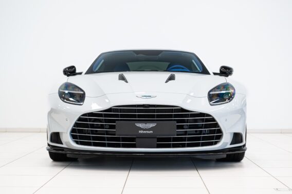 Aston Martin Vanquish Coupe