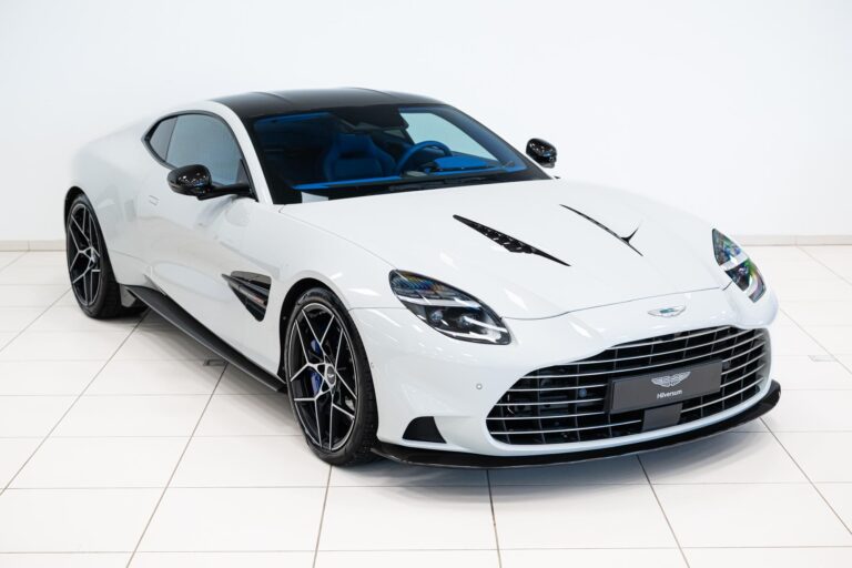 Aston Martin Vanquish Coupe