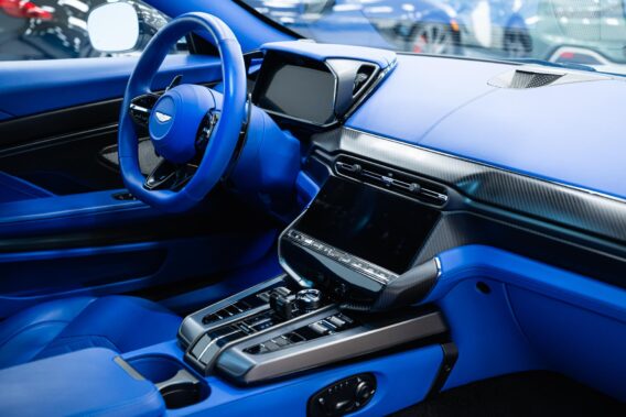 Aston Martin Vanquish Coupe