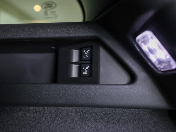 Land Rover Discovery Sport 1.5 P270e PHEV Business Landmark Edition