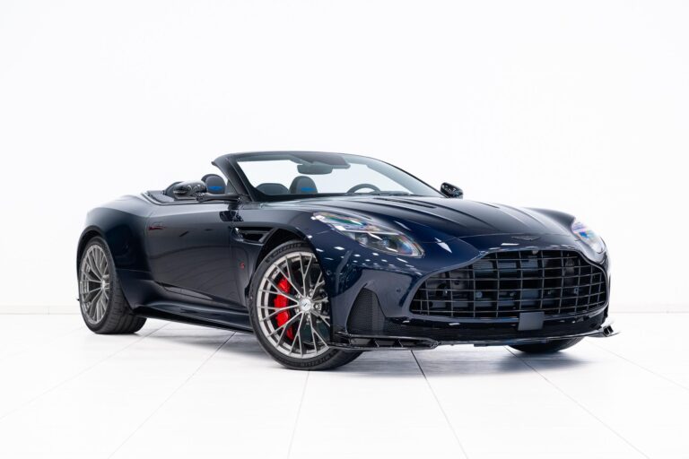 Aston Martin DB12 Volante