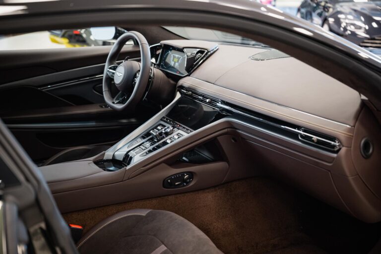 Aston Martin DB12 S Coupe