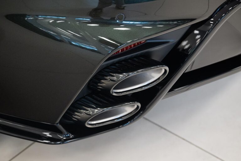 Aston Martin DB12 S Coupe