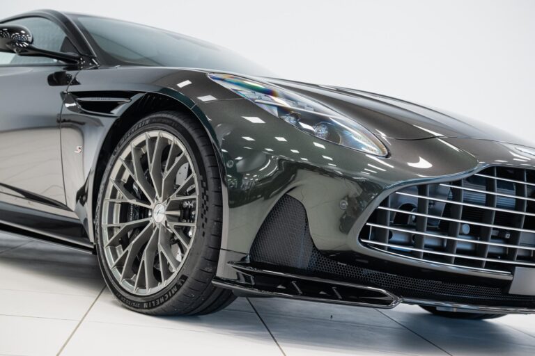 Aston Martin DB12 S Coupe