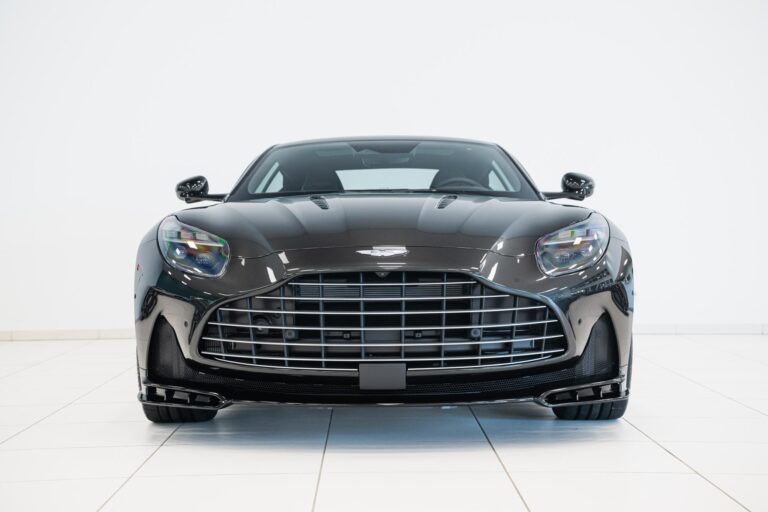 Aston Martin DB12 S Coupe