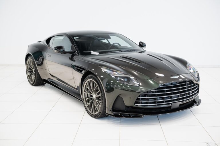 Aston Martin DB12 S Coupe
