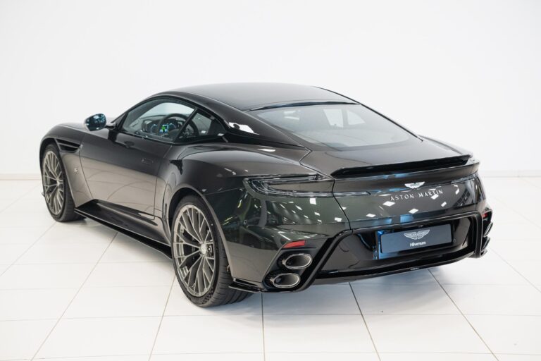 Aston Martin DB12 S Coupe