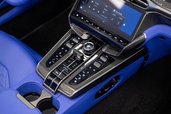 Aston Martin Vanquish Volante