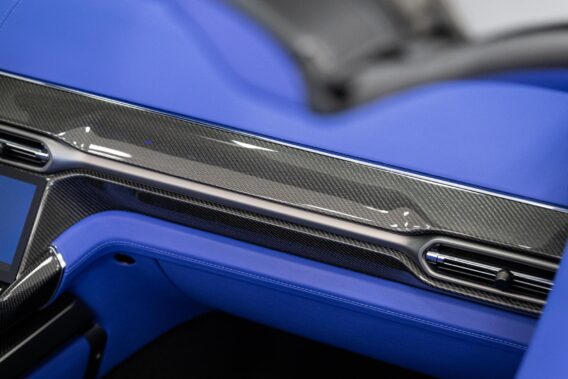 Aston Martin Vanquish Volante