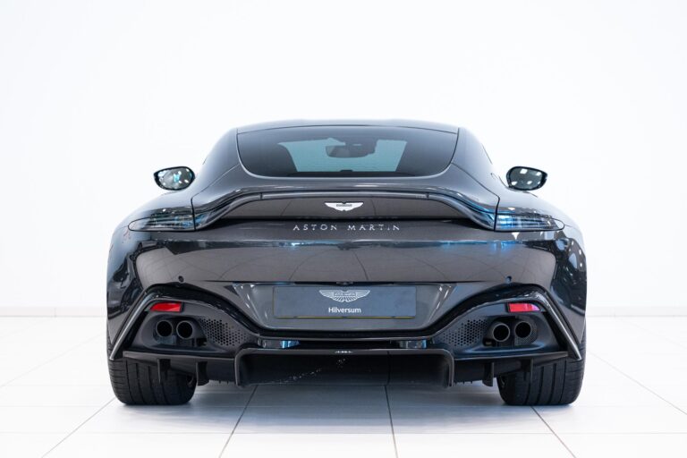 Aston Martin Vantage Coupe