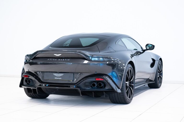 Aston Martin Vantage Coupe