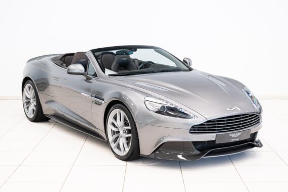Aston Martin Vanquish Volante