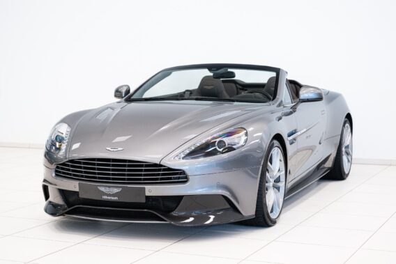 Aston Martin Vanquish Volante