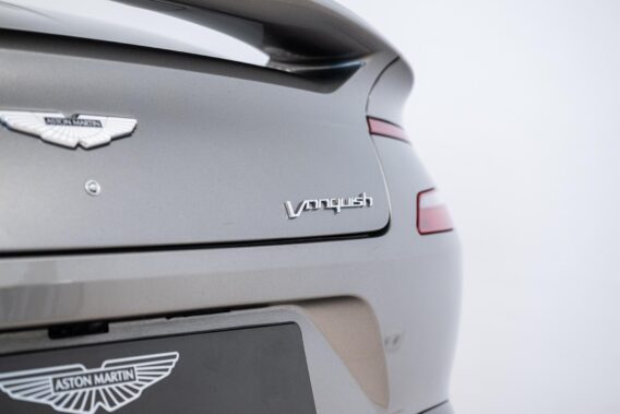 Aston Martin Vanquish Volante