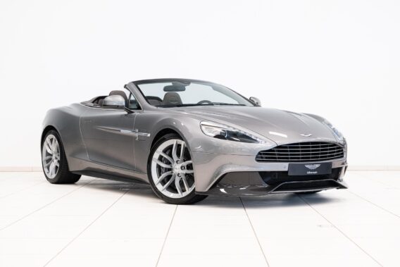 Aston Martin Vanquish Volante