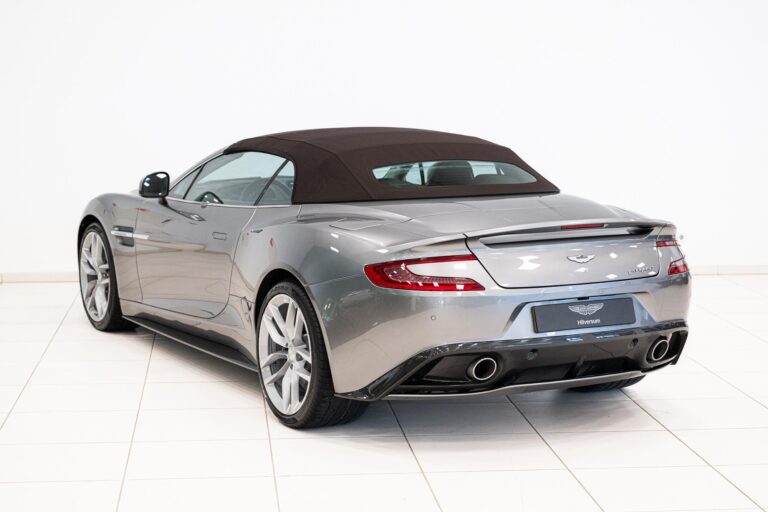 Aston Martin Vanquish Volante