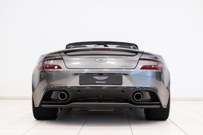 Aston Martin Vanquish Volante
