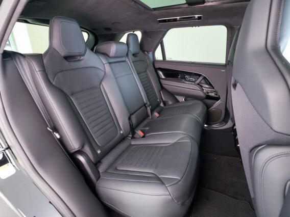 Land Rover Range Rover Sport 4.4 P635 SV Black